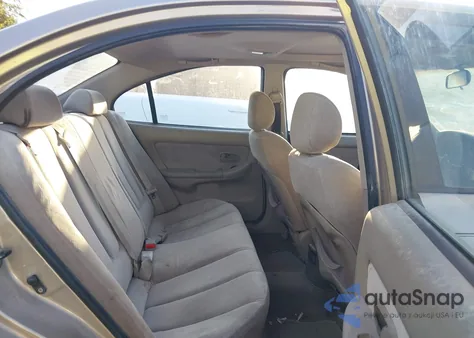 2005 Hyundai Elantra Gls/Gt z USA, uszkodzony, nr VIN KMHDN46D05U110806